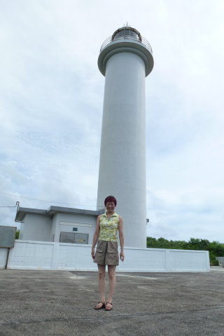 池間島灯台とペコちゃん